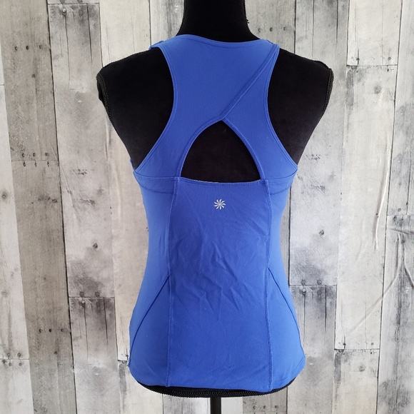 athleta yoga tops